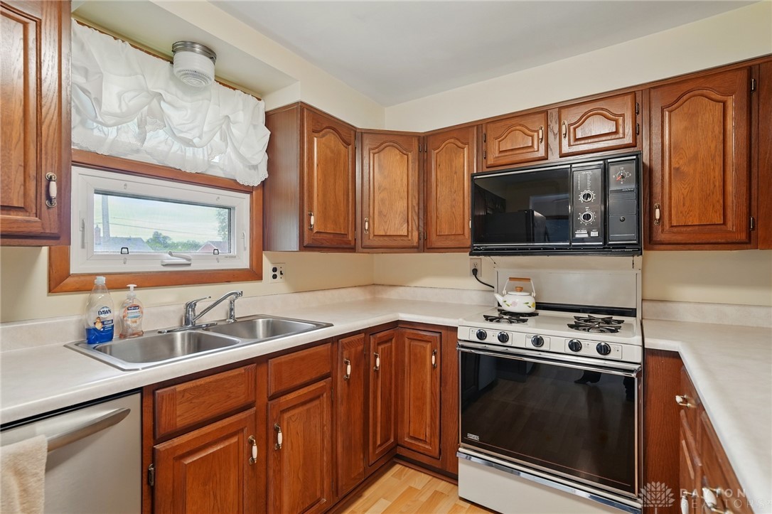 900 Kingston Drive, Hamilton, Ohio image 10