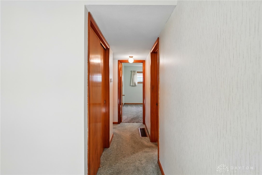 900 Kingston Drive, Hamilton, Ohio image 14
