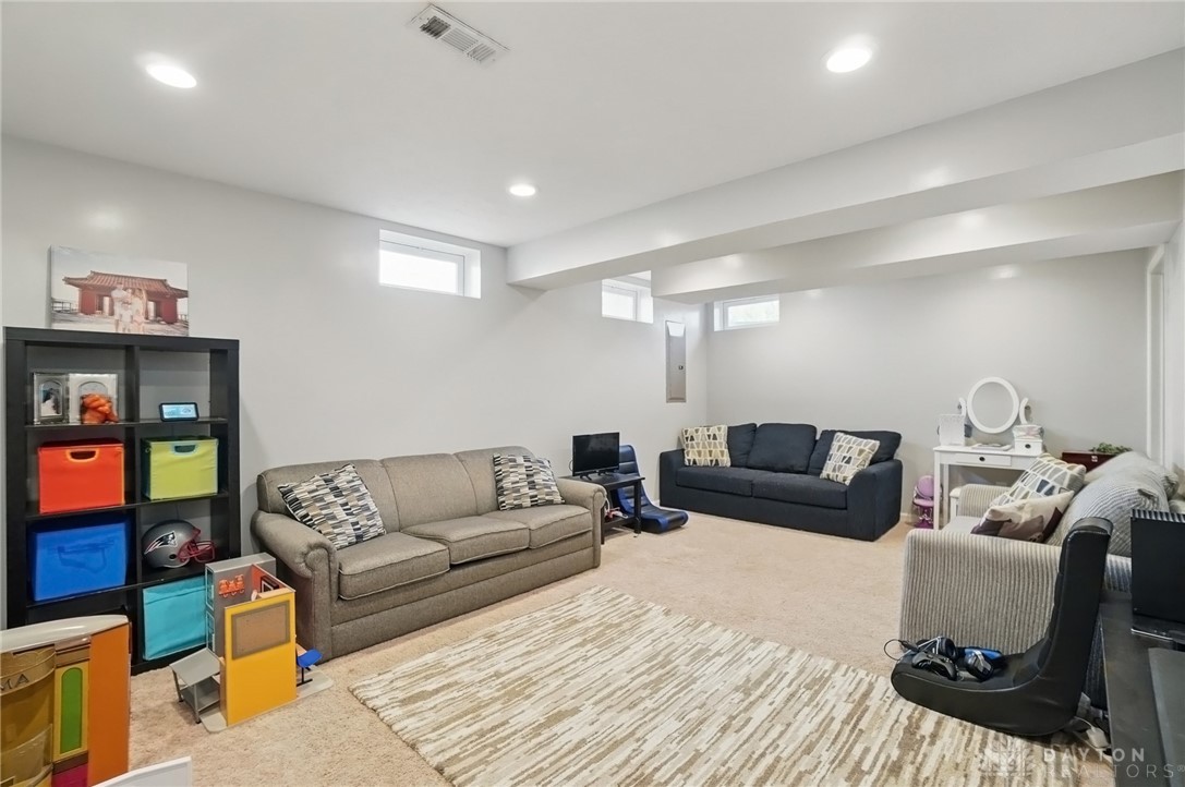 422 Stanton Drive, Springboro, Ohio image 33