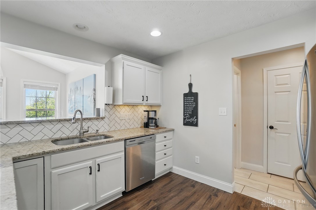 422 Stanton Drive, Springboro, Ohio image 13