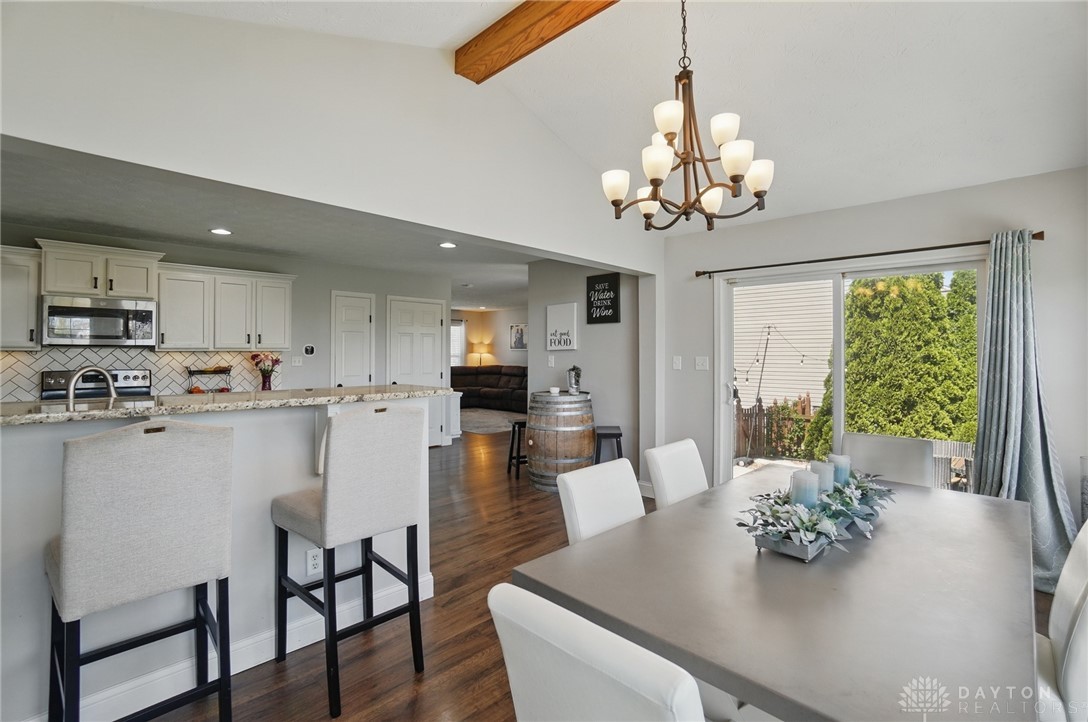 422 Stanton Drive, Springboro, Ohio image 11