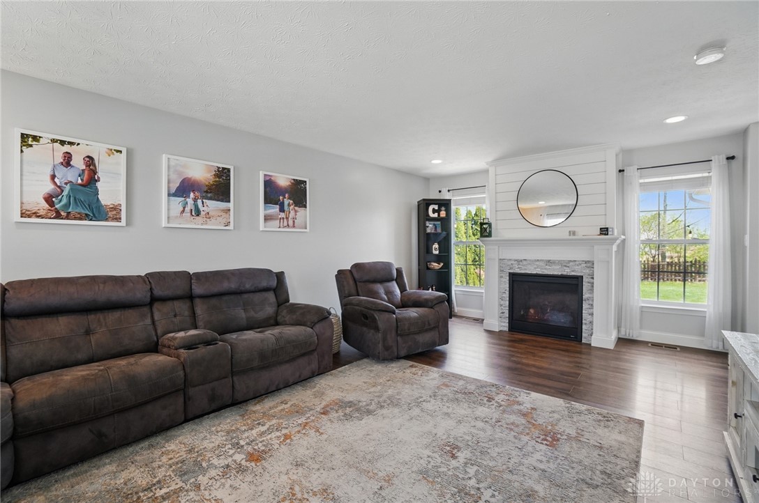 422 Stanton Drive, Springboro, Ohio image 7