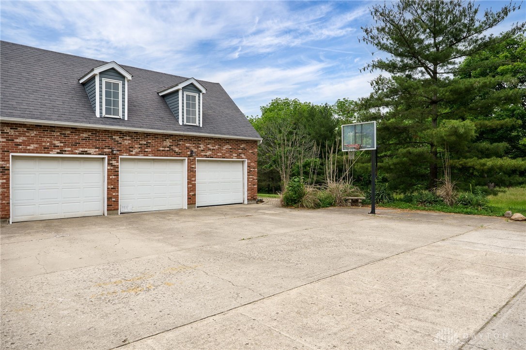 4850 S Charleston Pike, Springfield, Ohio image 6