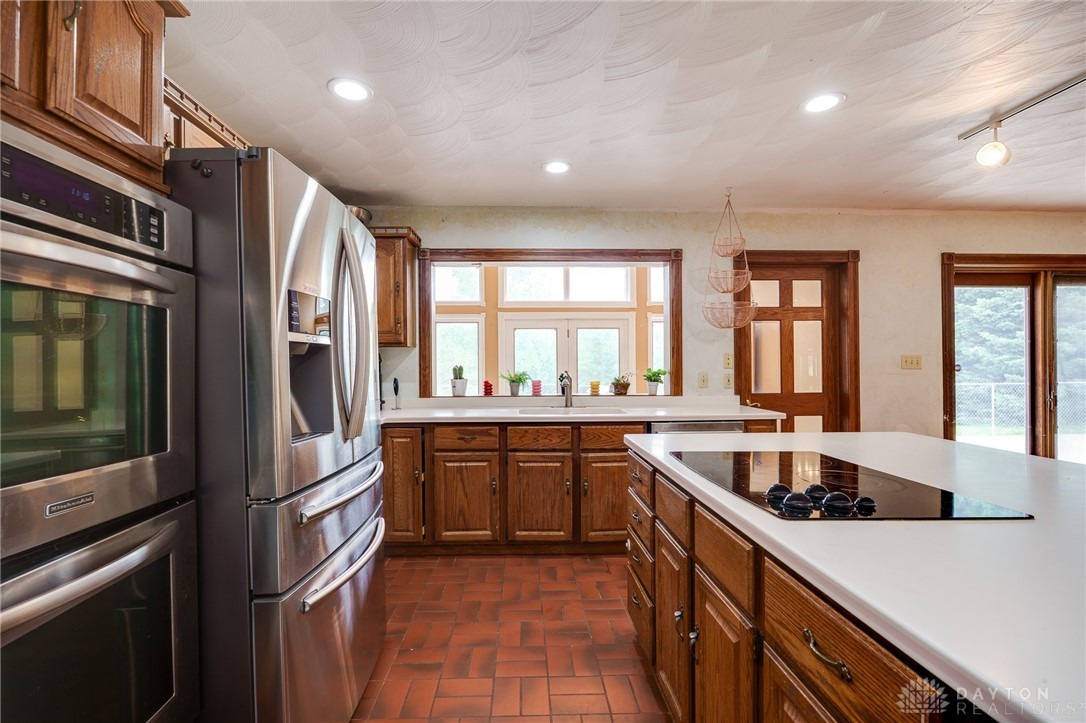4850 S Charleston Pike, Springfield, Ohio image 35