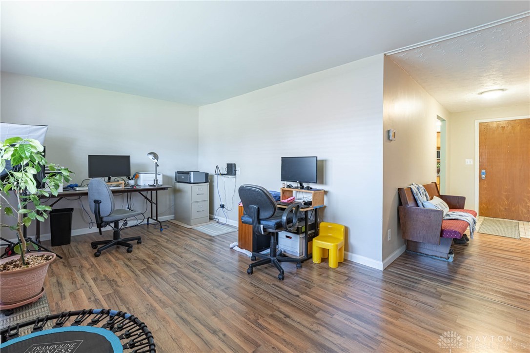 Centerville, Ohio 45458, United States, 3 Bedrooms Bedrooms, ,2 BathroomsBathrooms,Residential,Pending,113233