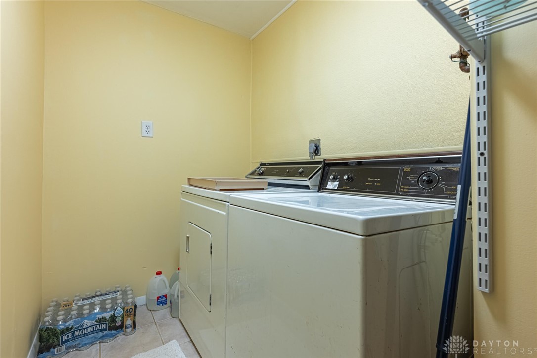 Centerville, Ohio 45458, United States, 3 Bedrooms Bedrooms, ,2 BathroomsBathrooms,Residential,Pending,113233