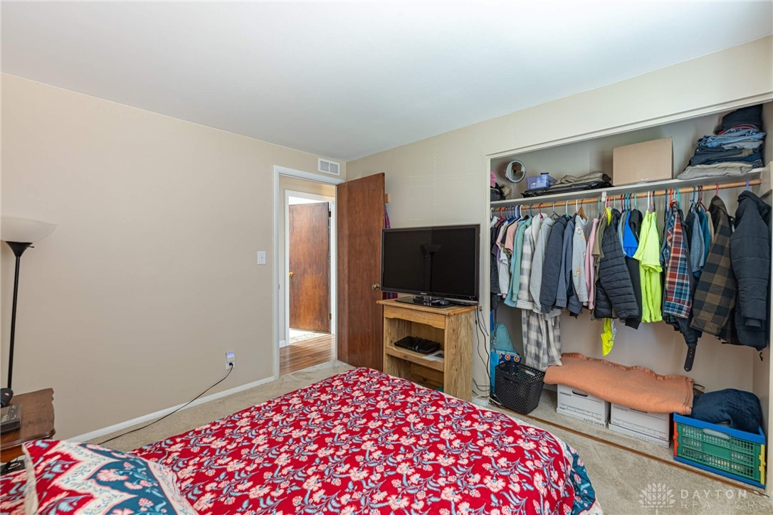 Centerville, Ohio 45458, United States, 3 Bedrooms Bedrooms, ,2 BathroomsBathrooms,Residential,Pending,113233