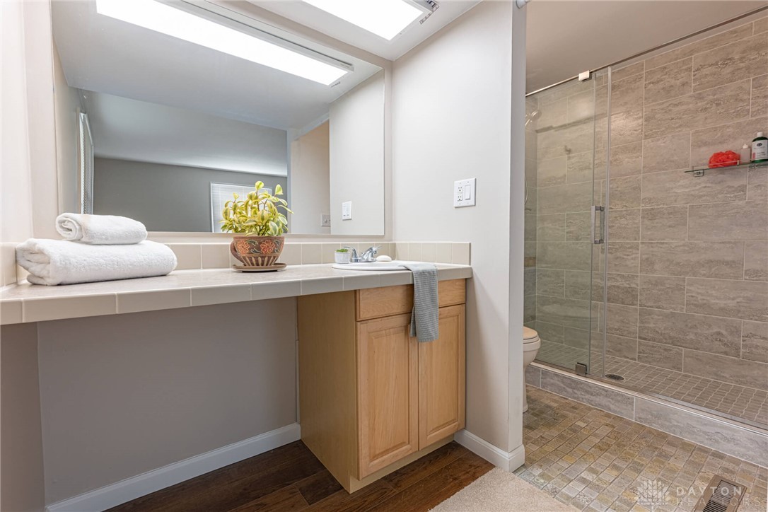 Centerville, Ohio 45458, United States, 3 Bedrooms Bedrooms, ,2 BathroomsBathrooms,Residential,Pending,113233