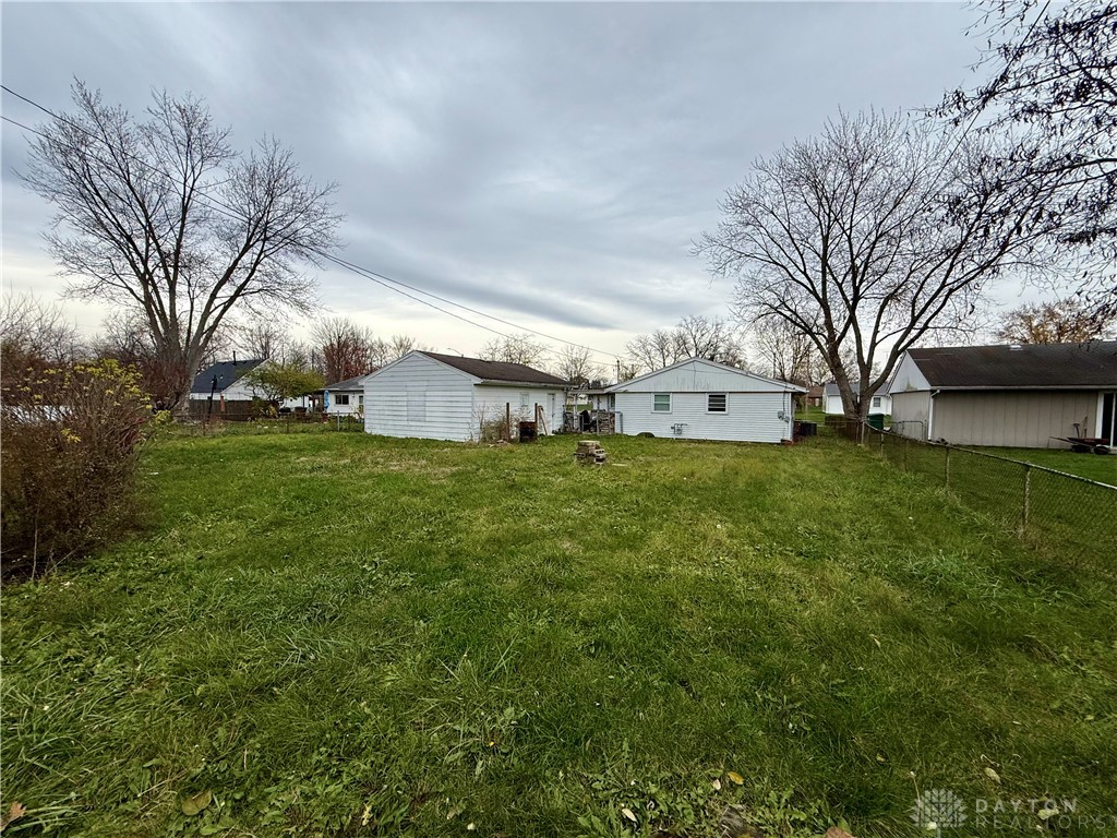 419 E Carpenter Drive, New Carlisle, Ohio image 4