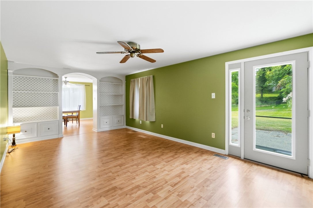 2093 Dane Lane