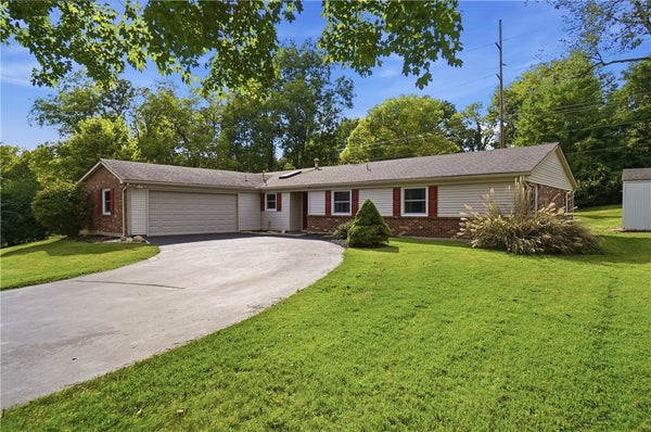 2093 DANE LN, BELLBROOK, OH 45305 - Image 94e5aee982abfa5d110377edd3a45a42/2092490142