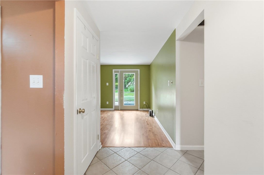 2093 Dane Lane