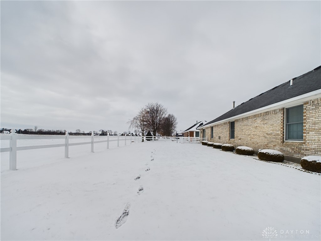 617 Magnolia Drive, Greenville, Ohio image 24