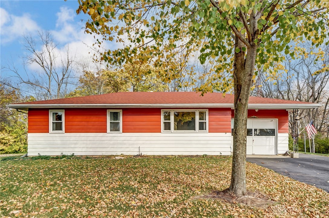 230 Shadla Road, Springfield, Ohio image 1