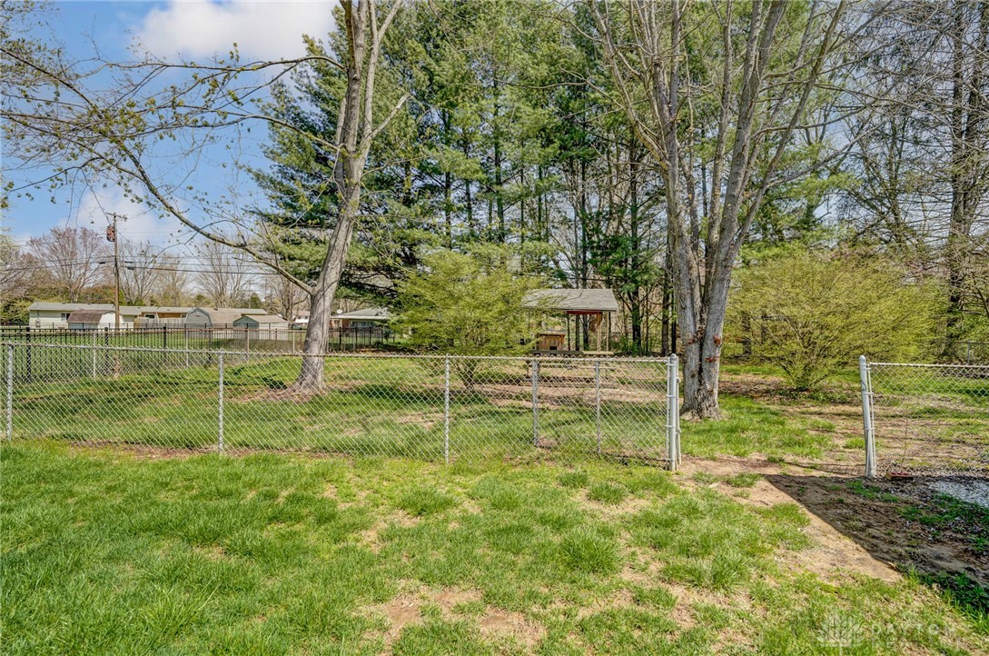 628 Carthage Drive, Beavercreek, Ohio image 41