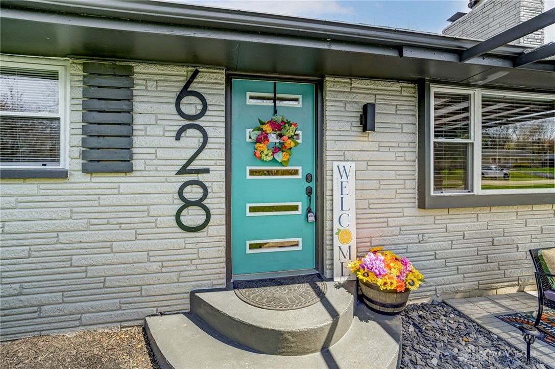 628 Carthage Drive, Beavercreek, Ohio image 4