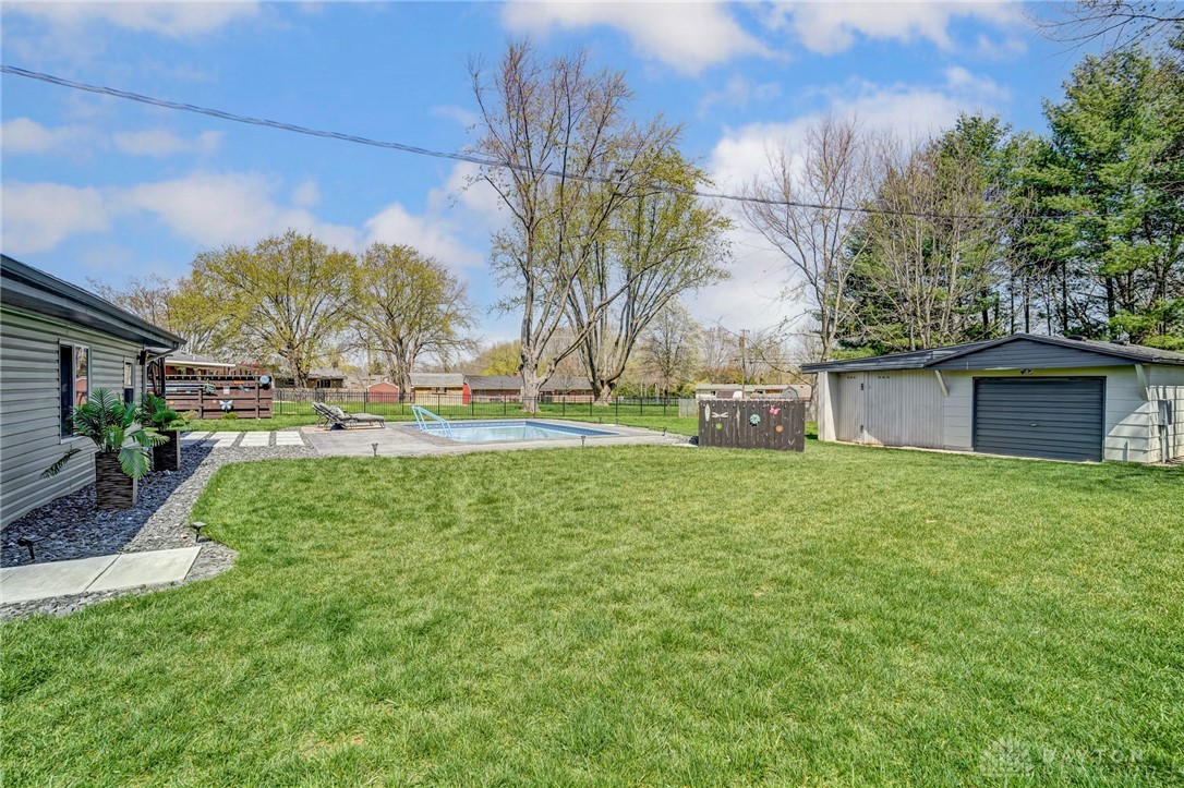 628 Carthage Drive, Beavercreek, Ohio image 37