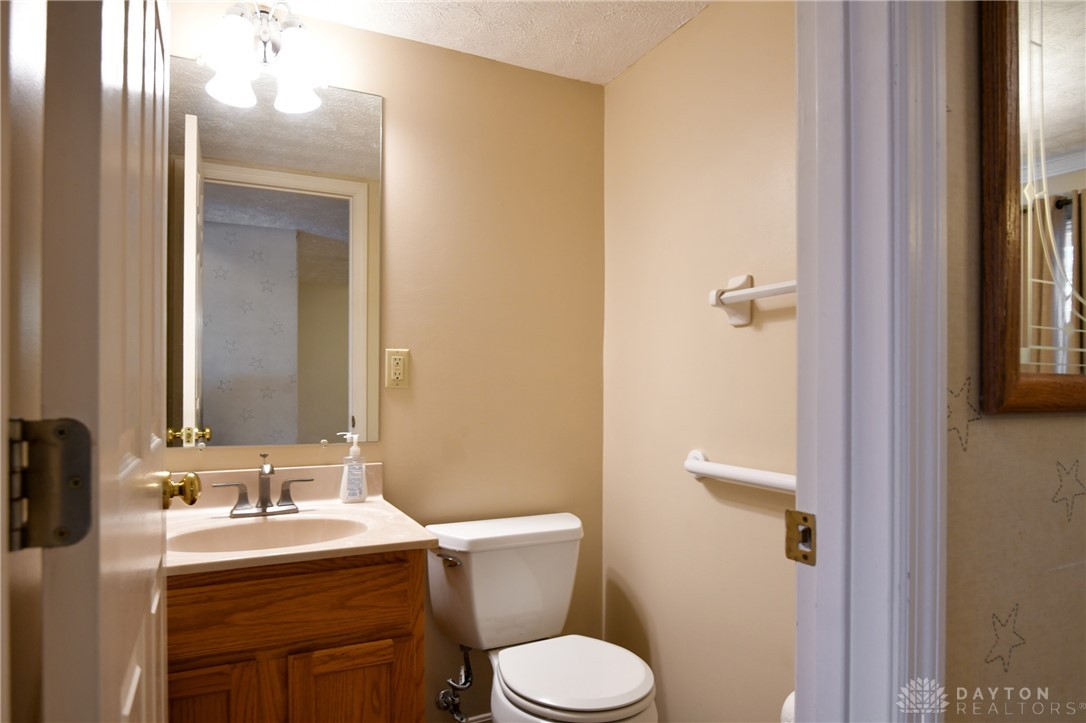 Fairborn, Ohio 45324, United States, 3 Bedrooms Bedrooms, ,3 BathroomsBathrooms,Residential,Active,253577