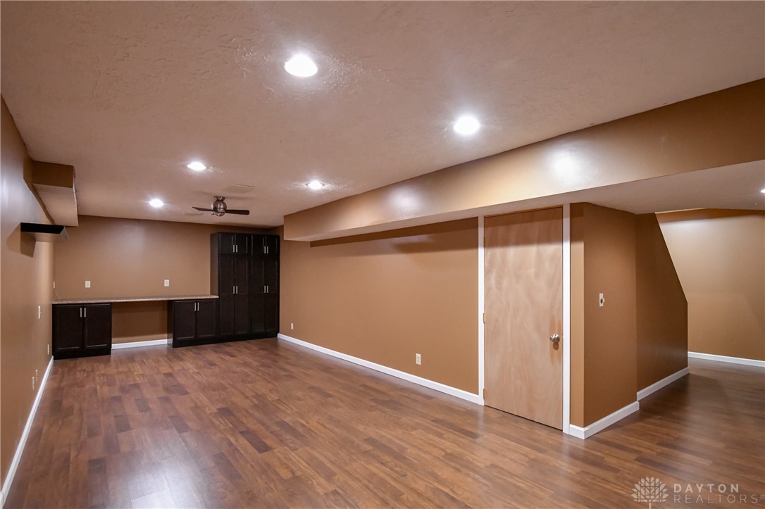 Fairborn, Ohio 45324, United States, 3 Bedrooms Bedrooms, ,3 BathroomsBathrooms,Residential,Active,253577