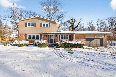 Photo of 2440 E Possum Road, Springfield, OH 45502 (MLS # 948949)