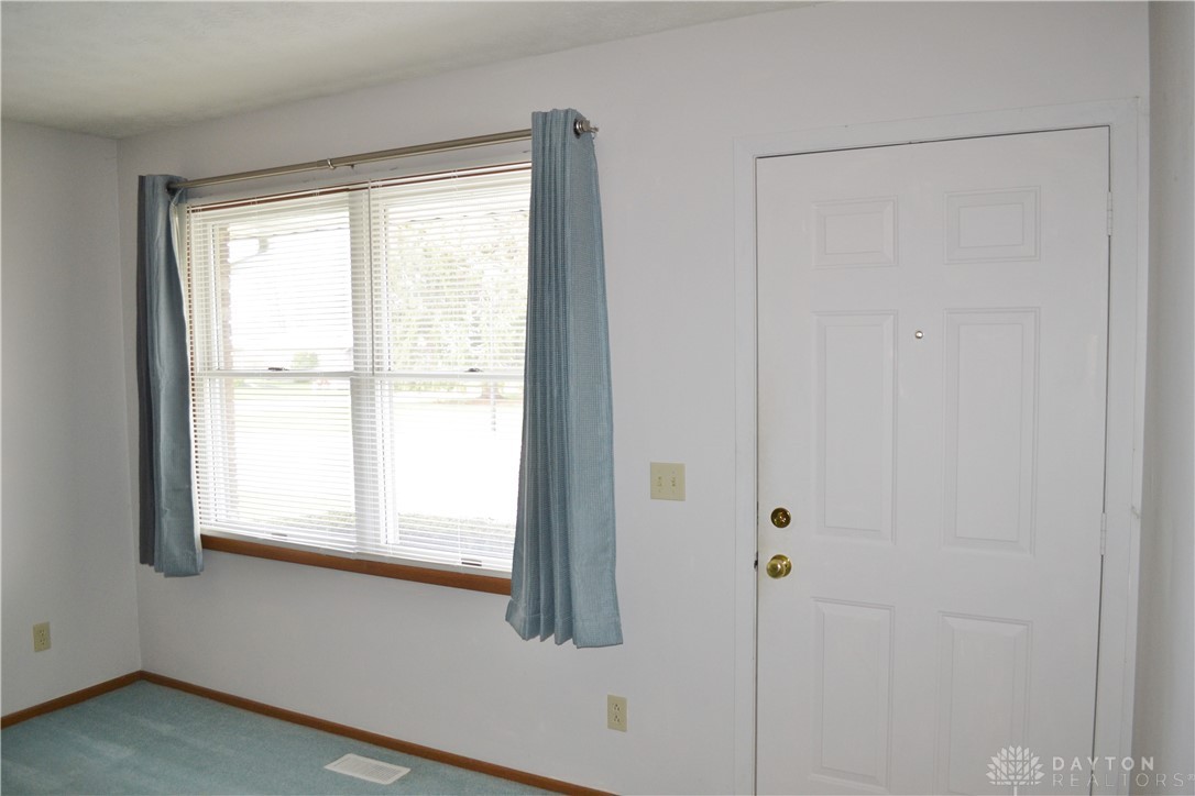 4834 Auston Street, Springfield, Ohio image 2