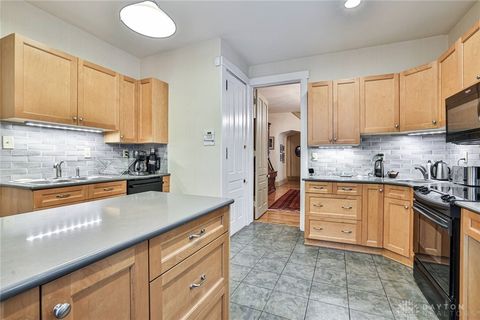 Tiny photo for 45 W Babbitt Street, Dayton, OH 45405 (MLS # 945216)