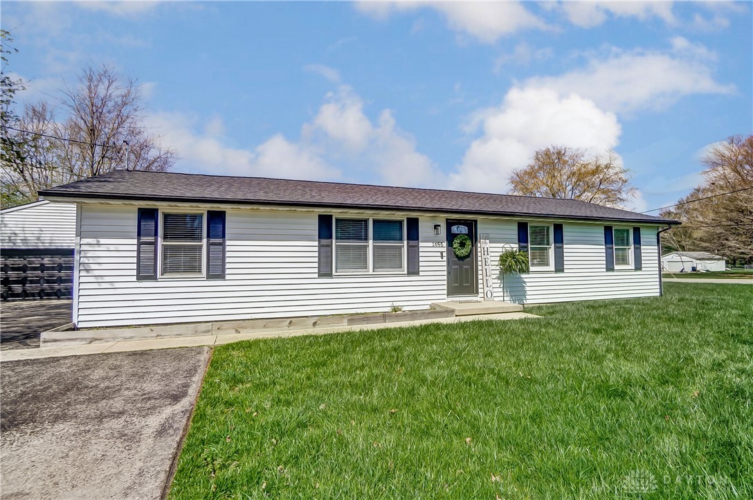 1655 Titus Road, Springfield, Ohio image 4