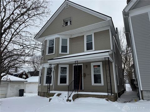 Photo of 40 Erie Avenue, Dayton, OH 45410 (MLS # 954371)