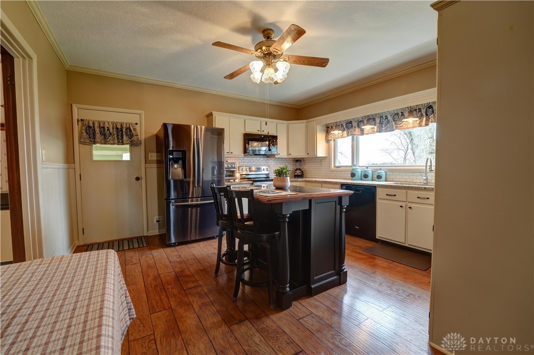 2428 Greenville Nashville Road, Greenville, Ohio image 14
