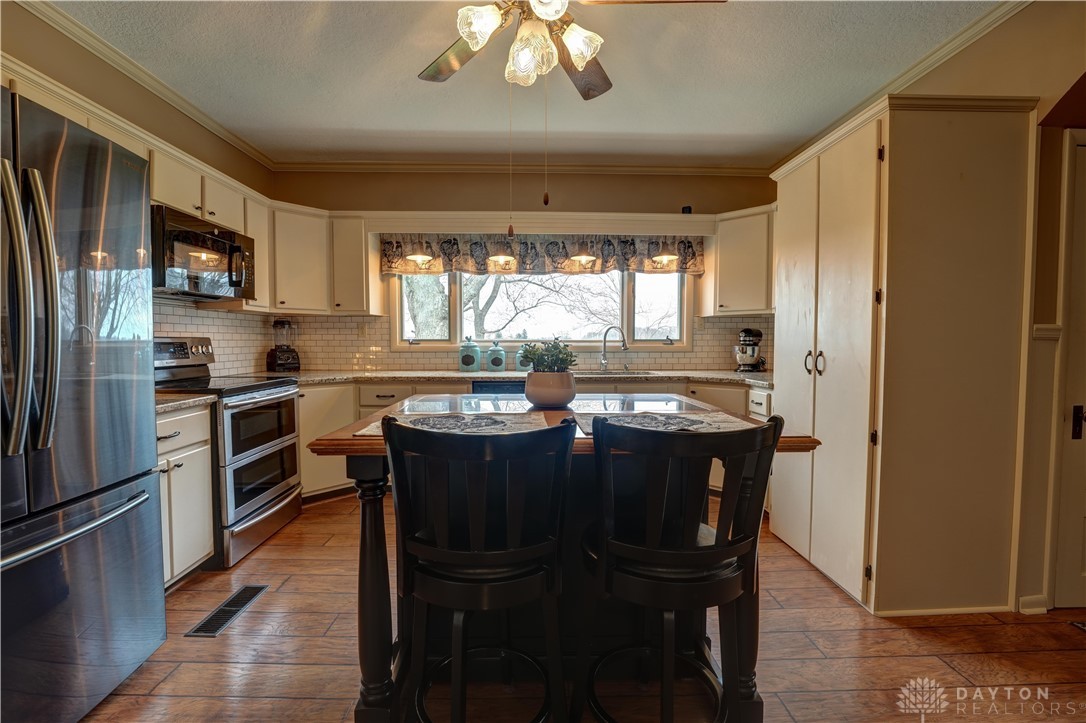 2428 Greenville Nashville Road, Greenville, Ohio image 15