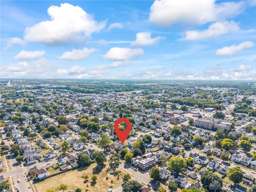 522 N College Street