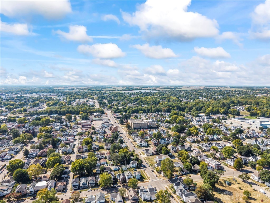 522 N College Street