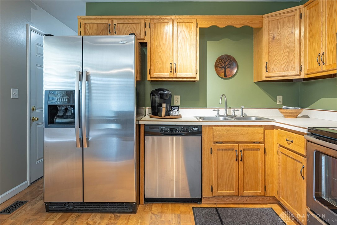 4447 Hillcrest Drive, Bellbrook, Ohio image 10