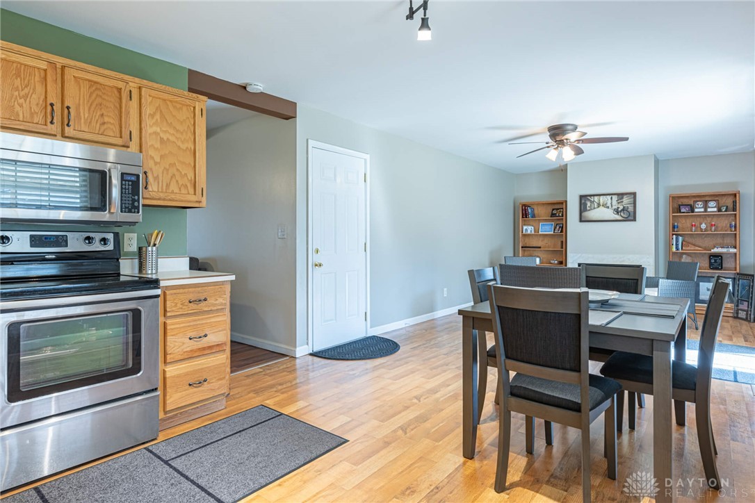 4447 Hillcrest Drive, Bellbrook, Ohio image 12