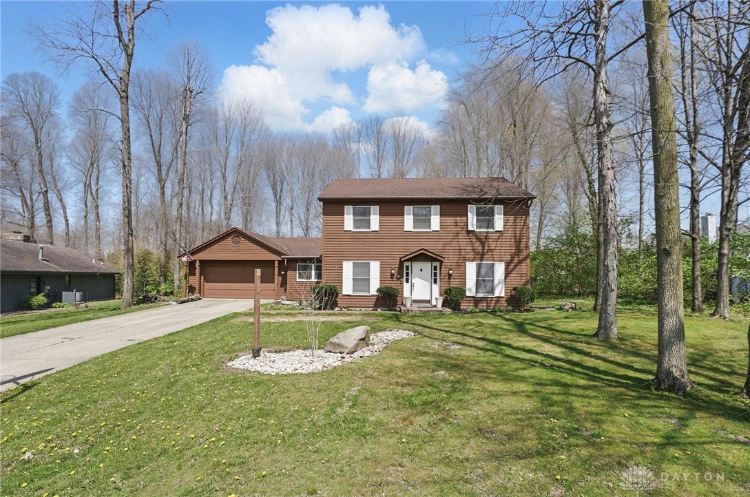395 Locust View Way, Troy, Ohio image 2