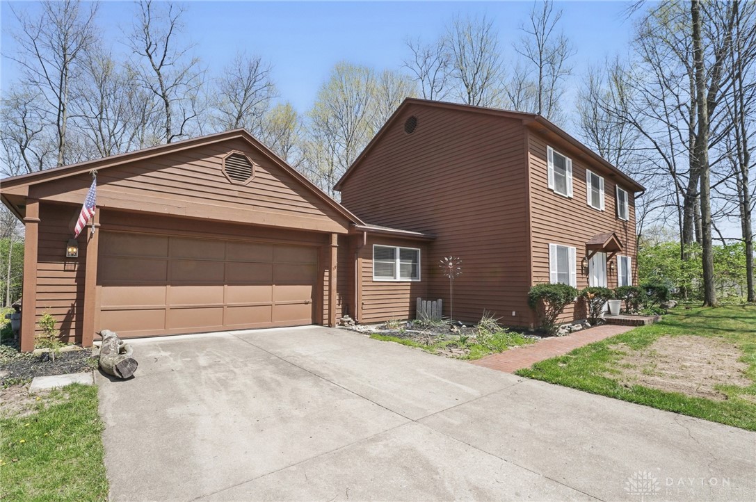 395 Locust View Way, Troy, Ohio image 3