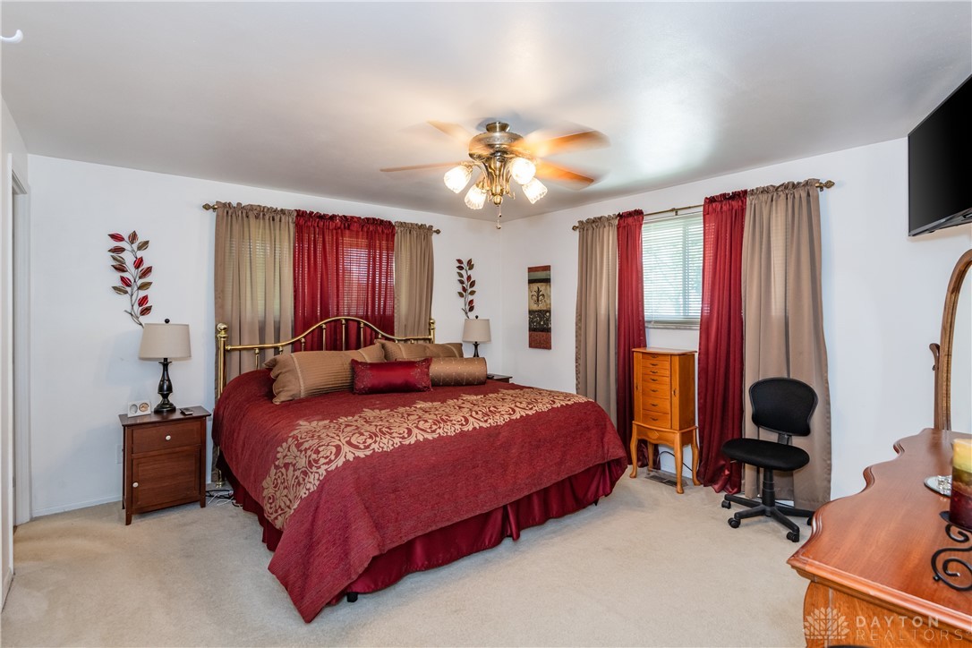 4932 Arrowview Drive, Dayton, Ohio image 18