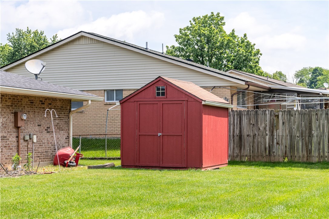 4932 Arrowview Drive, Dayton, Ohio image 32