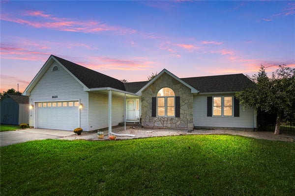 9625 CLEARCREEK FRANKLIN RD, MIAMISBURG, OH 45342 - Image 97184f1b505f7754eaa8f73f13cbc71d/3494476841