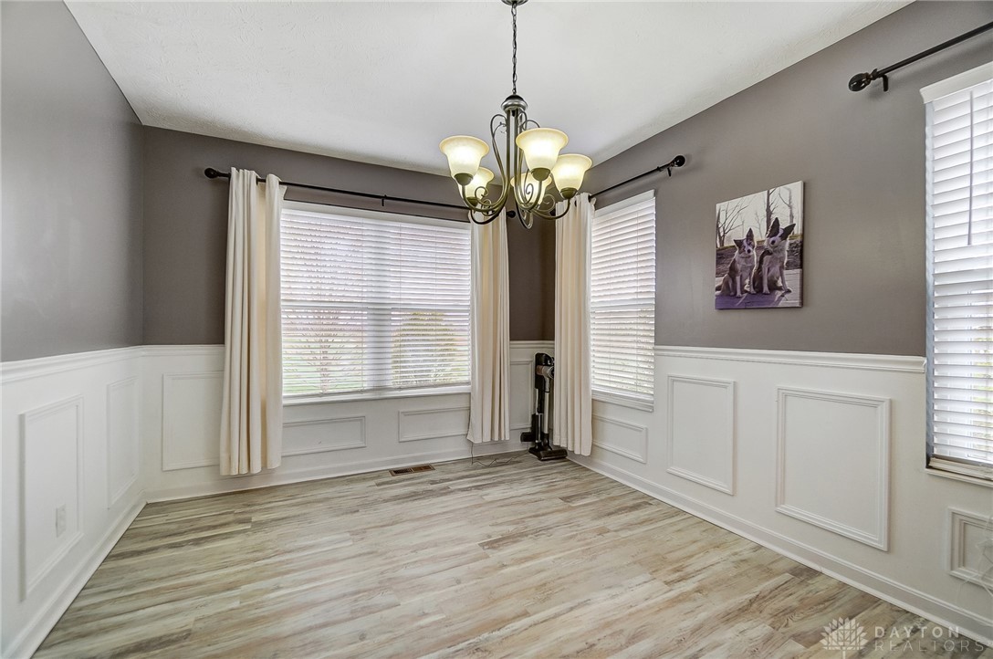 562 Jodee Drive, Xenia, Ohio image 30