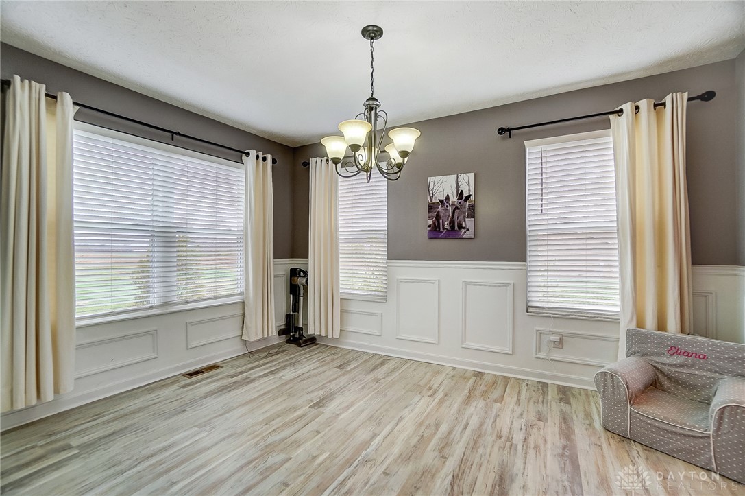 562 Jodee Drive, Xenia, Ohio image 29