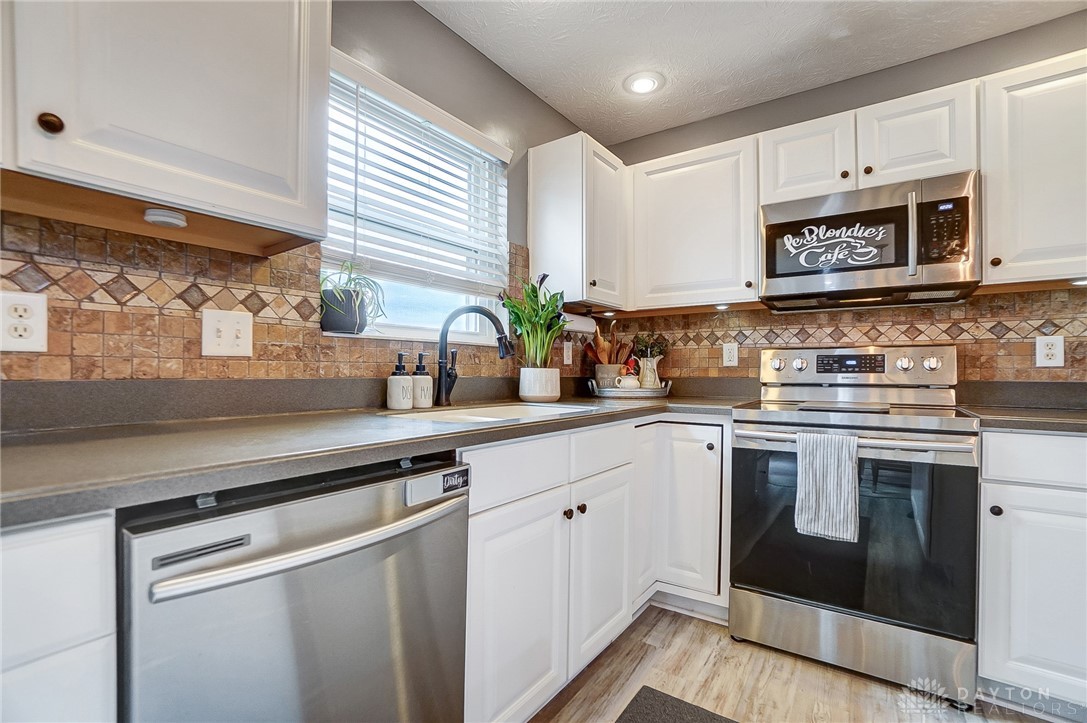 562 Jodee Drive, Xenia, Ohio image 25