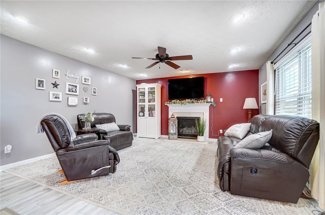 562 Jodee Drive, Xenia, Ohio image 15