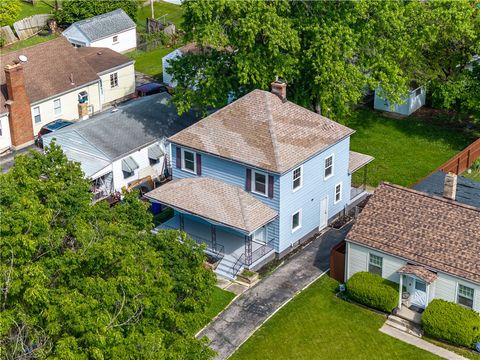 Photo of 4233 Corinth Boulevard, Dayton, OH 45410 (MLS # 958533)