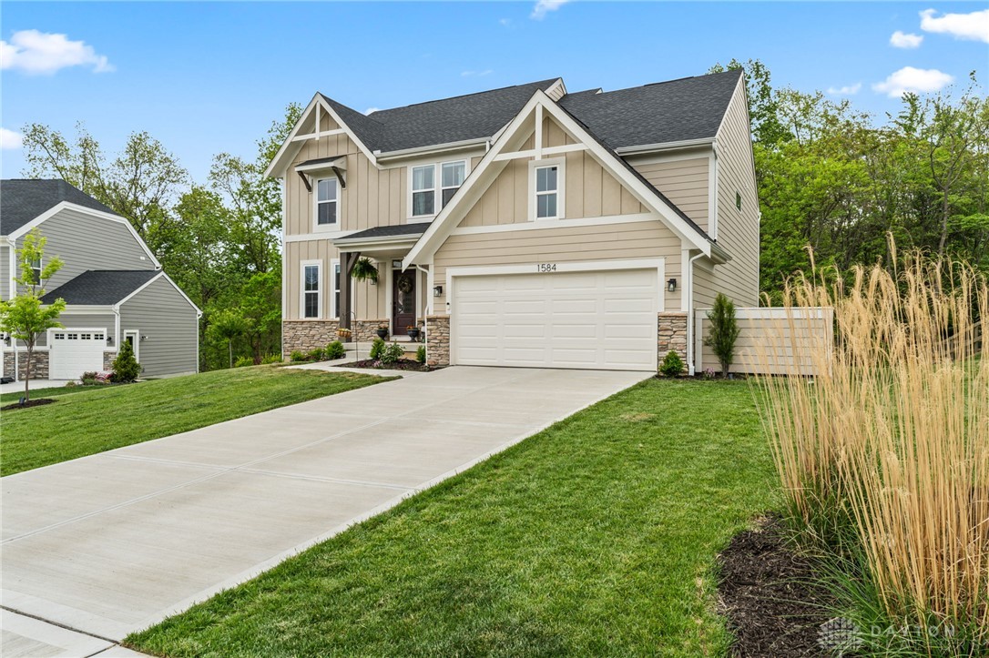 1584 Bur Oak Drive