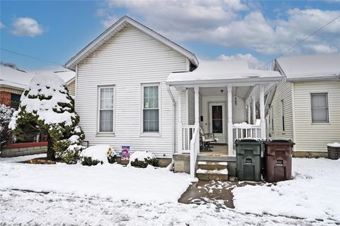 Photo of 520 Riverside Drive, Piqua, OH 45356 (MLS # 948864)