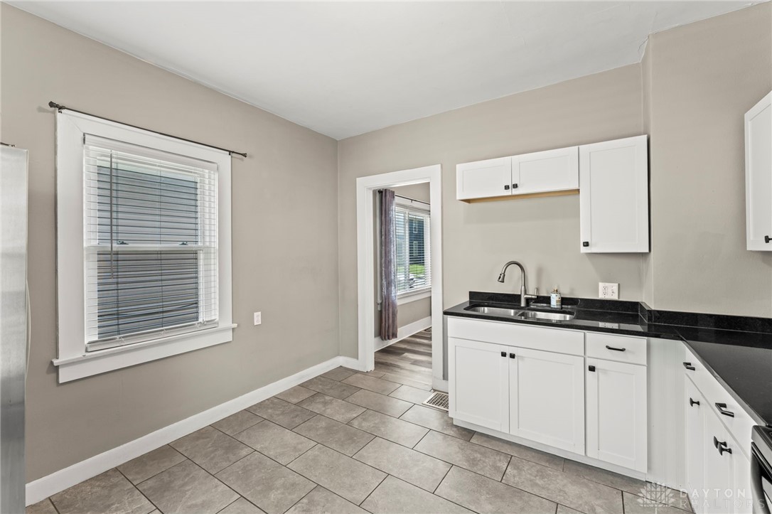 819 E Maple Avenue, Miamisburg, Ohio image 18