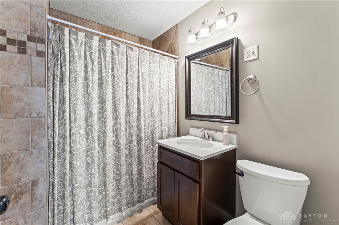 819 E Maple Avenue, Miamisburg, Ohio image 23