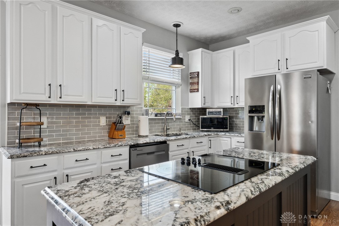 1252 Windsor Drive, Dayton, Ohio image 2