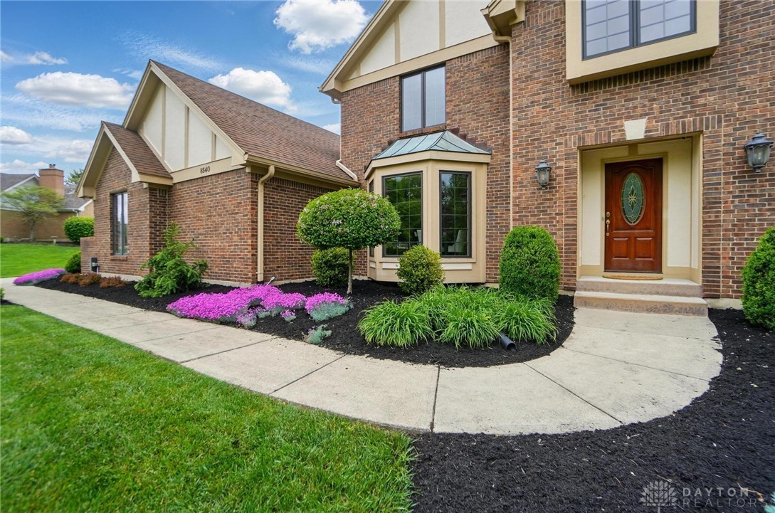 8540 Point O Woods Court, Springboro, Ohio image 10